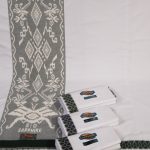 Sarung Sapphire Exclusive PTTK Putih Timbul Tumpal Kembang - Gambar 2