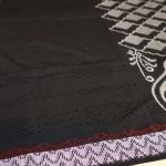 Sarung Sapphire Exclusive HTTK Hitam Timbul Tumpal Kembang - Gambar 4