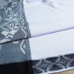 Sarung Sapphire Exclusive PTTK Putih Timbul Tumpal Kembang - Gambar 4